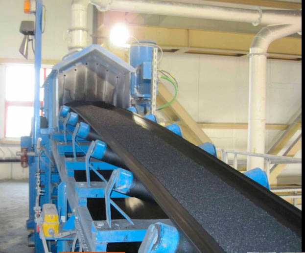 傳送帶輸送機運輸圖.jpg 傳送帶輸送機運輸圖.jpg